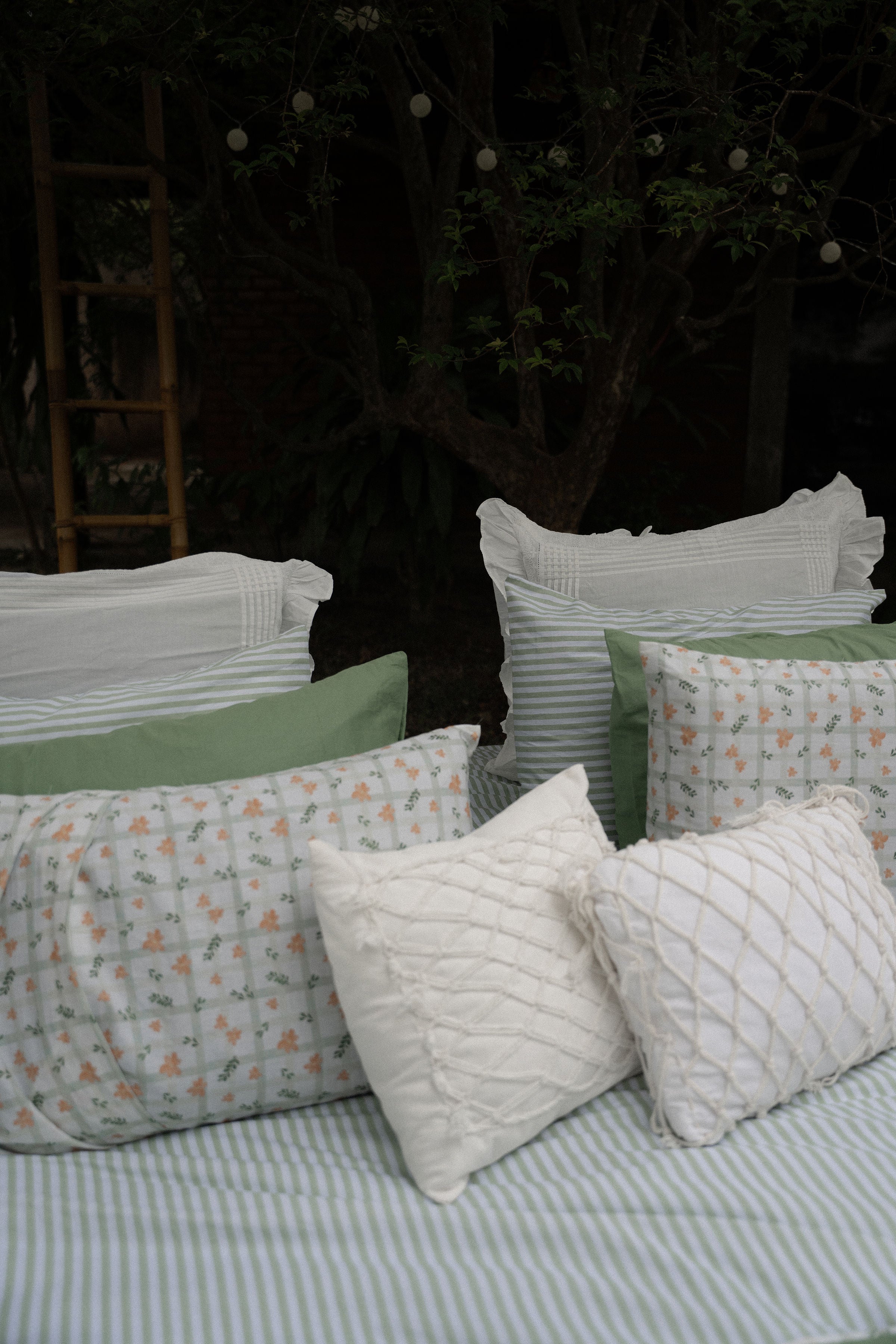 Conjunto Cozy Listras - Tricoline + Percal 200 Fios 100% Algodão